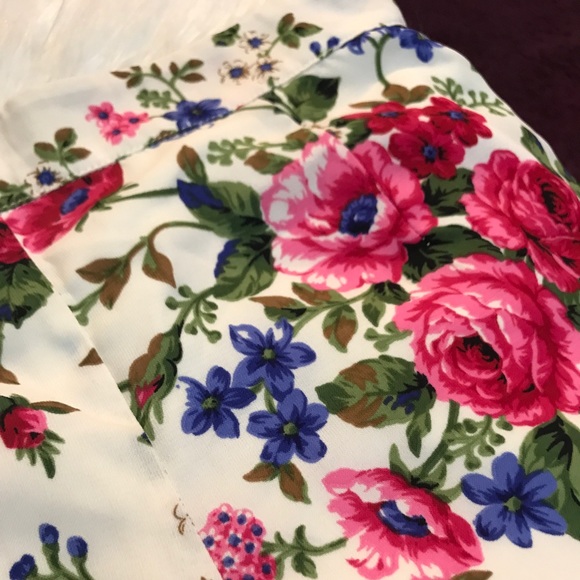 Flowered Dressy Shorts - Picture 2 of 3